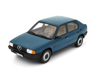 Alfa Romeo 33 1.3S Edizione 1985 Verde Laudoracing 1:18 Resinemodell (Türen, Motorhaube... nicht zu öffnen!)